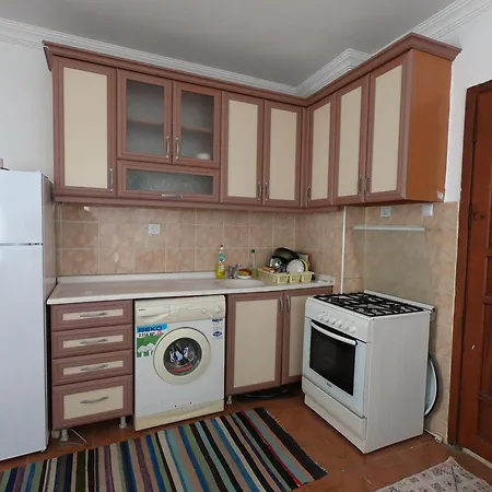 Daire Very Close To And Airport