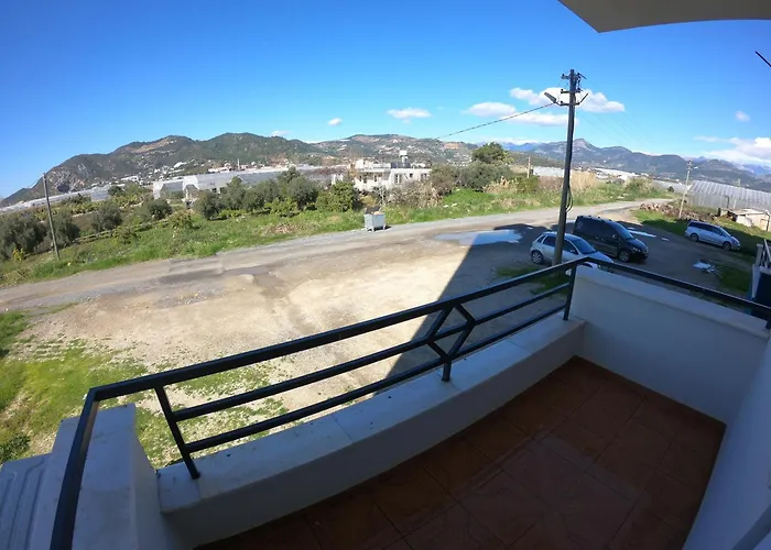 Very Close To And Airport Lejlighed Gazipaşa